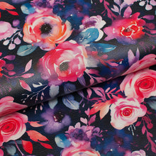 Tissu en ligne Québec similicuir, faux cuir, cuirette avec motif de fleurs. Online fabric leather with flowers.