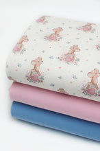 Tissu en ligne Québec jersey de coton lycra motif de souris et de coeur parfait pour la Saint-Valentin. Online fabric cotton spandex jersey knit with mouse and heart.