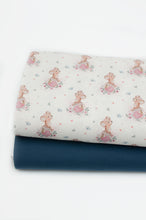 Tissu en ligne Québec jersey de coton lycra motif de souris et de coeur parfait pour la Saint-Valentin. Online fabric cotton spandex jersey knit with mouse and heart.