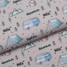 Tissu en ligne Québec jersey de coton lycra motif de voyage et camping. Online fabric cotton spandex jersey knit with camping design.