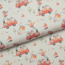 Tissu en ligne Québec jersey de coton lycra motif de pompier animaux. Online fabric cotton spandex jersey knit with firefighter animals.