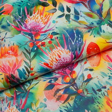 Tissu en ligne Québec similicuir, faux cuir, cuirette avec motif de fleurs. Online fabric faux leather with flowers.