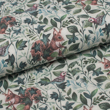 Tissu en ligne jersey de coton lycra motif d'écureuil. Online fabric cotton spanex jersey knit with squirrel.