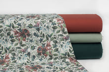 Tissu en ligne jersey de coton lycra motif d'écureuil. Online fabric cotton spanex jersey knit with squirrel.