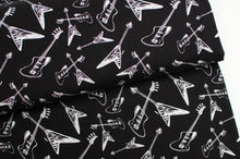 Tissu en ligne Québec jersey de coton lycra motif de guitare électrique. Online fabric cotton spandex jersey knit with guitar.