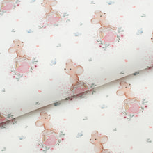 Tissu en ligne Québec jersey de coton lycra motif de souris et de coeur parfait pour la Saint-Valentin. Online fabric cotton spandex jersey knit with mouse and heart.