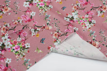 Tissu en ligne corduroy velour côtelé 100% coton motif de fleurs. Online fabric 100% cotton floral corduroy.