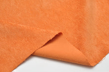 ORANGE<br>poly/nylon/spandex<br>Velours côtelé extensible