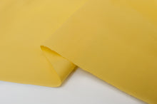 Tissu en ligne popeline 100% coton couleur unie. Online fabric 100% cotton poplin.