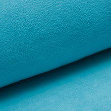 Tissu en ligne polar bleu pâle.