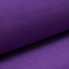 Tissu en ligne polar mauve.