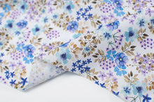 Tissu en ligne popeline de coton motif floral. Online fabric 100% cotton poplin with flowers.