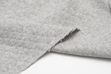 Tissu en ligne 100% coton matelassé. Quilted cotton fabric.