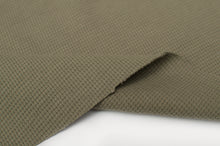 Tissu en ligne jersey gaufré couleur uni. Online fabric waffle jersey knit solid color.