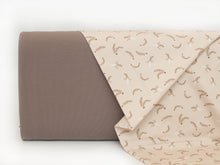 Tissu en ligne jersey de coton lycra motif de banane. Online fabric cotton jersey knit with banana.