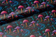 Tissu en ligne Québec similicuir, faux cuir, cuirette avec motif de champignon néon. Online fabric leather with neon mushroom.