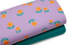 Tissu en ligne Québec french terry de coton lycra motif de fleurs. Online Canadian fabric sotre cotton spandex french terry with flowers.