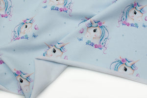 Tissu en ligne Québec french terry de coton lycra motif de licorne. Online fabric cotton spandex french terry knit with unicorn.
