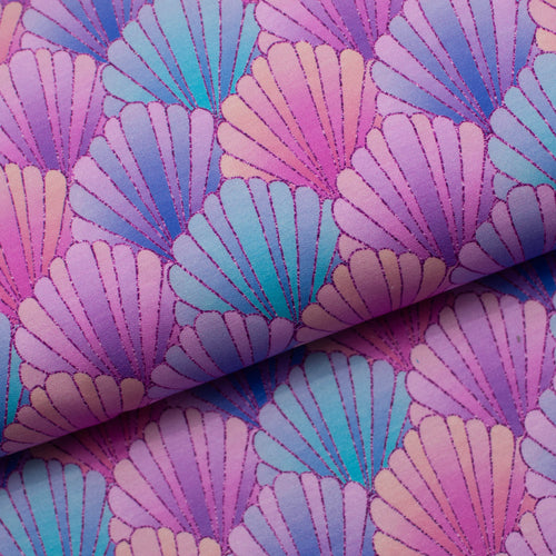 Tissu en liigne Québec french terry de coton lycra avec motif de coquillage de mer. Online fabric cotton spandex french terry with seashells.