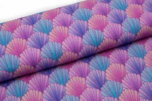Tissu en liigne Québec french terry de coton lycra avec motif de coquillage de mer. Online fabric cotton spandex french terry with seashells.