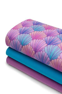 Tissu en liigne Québec french terry de coton lycra avec motif de coquillage de mer. Online fabric cotton spandex french terry with seashells.