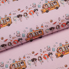 Tissu en ligne Québec jersey de coton lycra motif d'école avec autobus scolaire. Online Canadian fabric shop cotton spandex jersey knit with school bus.