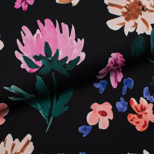 Tissu en ligne Québec french terry de coton lycra motif de grosses fleurs. Online Canadian fabric cotton spandex french terry with big flowers.