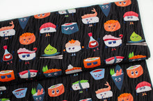 Tissu en ligne jersey de coton lycra motif de sushi. Online fabric cotton spandex jersey knit with sushi.