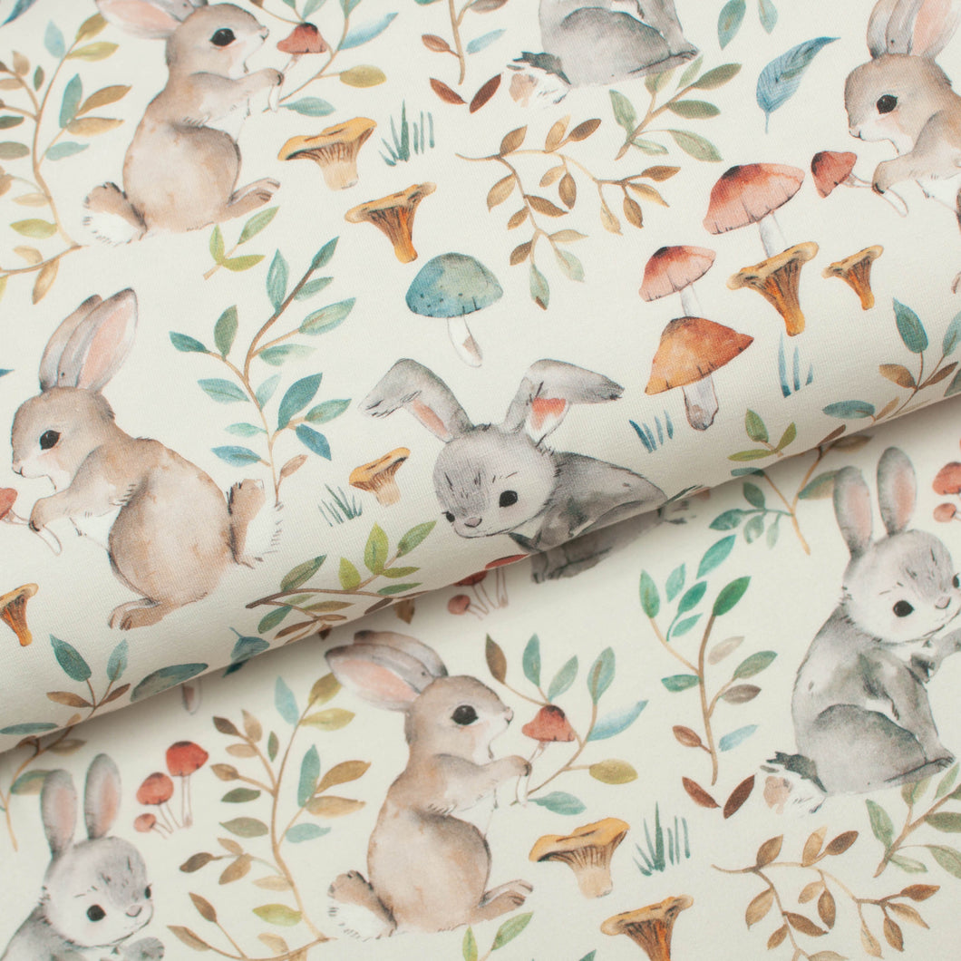 Tissu en ligne Québec jersey de coton lycra motif de lapin et de champignon. Online fabric store cotton spandex jersey knit with rabbit and mushrrom.