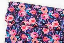 Tissu en ligne Québec jersey de coton lycra motif de fleurs. Online fabric cotton spandex jersey knit with floral design.