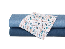 Tissu en ligne jersey de coton motif d'outils. Online fabric cotton jersey knit with tools.