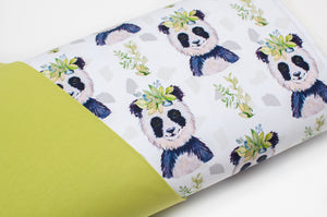 Tissu en ligne french terry de coton motif panda. Cotton french terry fabric.
