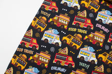 Tissu en ligne jersey de coton avec motifs de food truck. Online fabric cotton jersey with food truck.