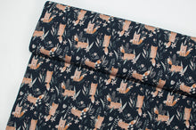 Tissu en ligne jersey de coton lycra motif de renard. Online fabric cotton jersey knit with fox.